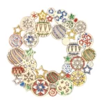 Houten krans met motieven en lasersnedes, diameter 22 cm