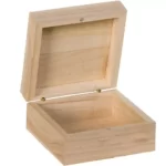 Vierkante houten doos, afmetingen 10 x 10 x 3,7 cm