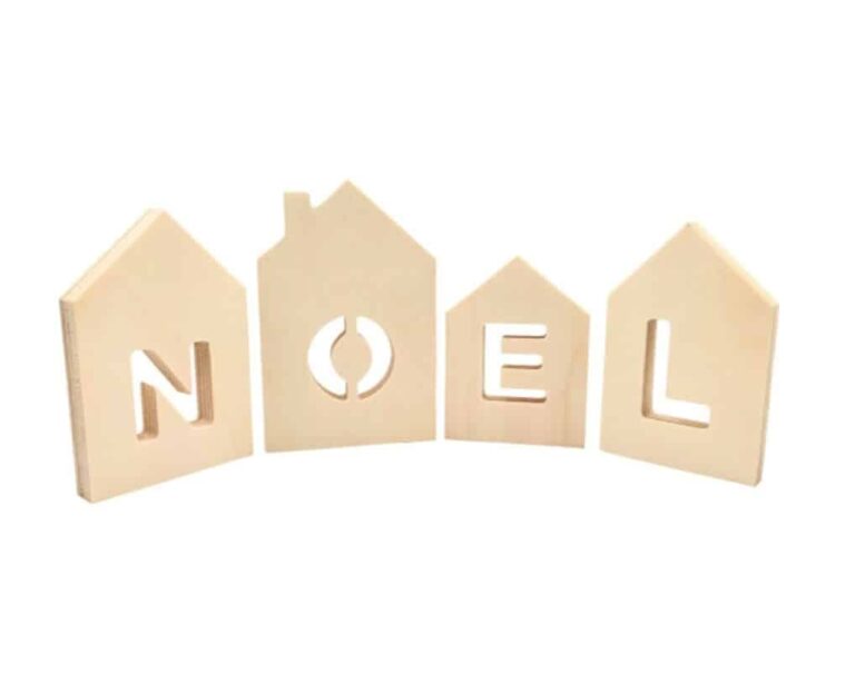 Houten Kersthuisje om neer te zetten – 4-delige set